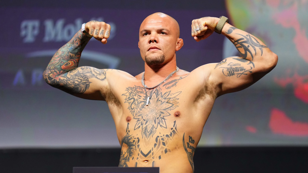 Anthony Smith: UFC Record, NFL 2026 News, and Family Life Anthony Smith